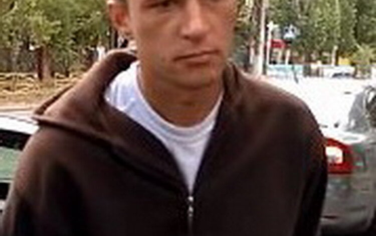 Вызвался помочь женщине, а потом украл у нее планшет. Патрульные задержали вора в Корабельном районе | Корабелов.ИНФО