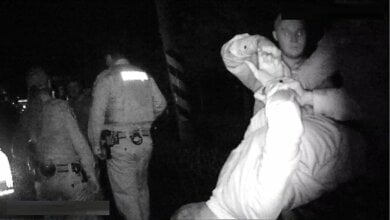 Патрульным в Корабельном районе пришлось применить силу, чтобы угомонить пьяную компанию | Корабелов.ИНФО image 2