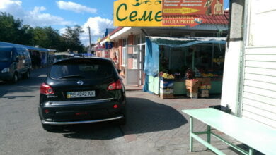 "Надеюсь, ей станет хоть немножечко стыдно", - о наглости водителей в Корабельном районе | Корабелов.ИНФО image 1