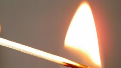 Зранку в Корабельному районі горіли захисні ролети одного з магазинів | Корабелов.ИНФО