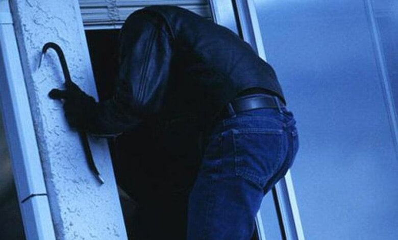 Возле Галицыново с завода по добыче глины украли кабель | Корабелов.ИНФО