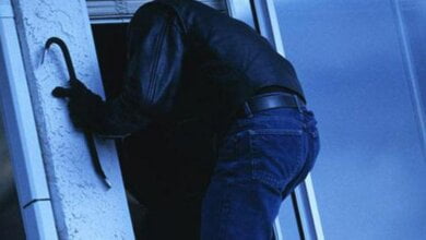 В Корабельном районе из магазина украли деньги, из ООО - продукты. Разыскиваются свидетели преступлений | Корабелов.ИНФО