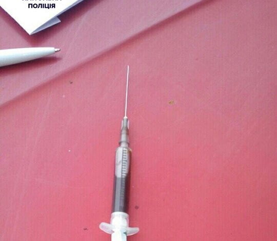 В Корабельному районі за порушення ПДР зупинили ВАЗ і виявили наркотики в галасливого пасажира | Корабелов.ИНФО