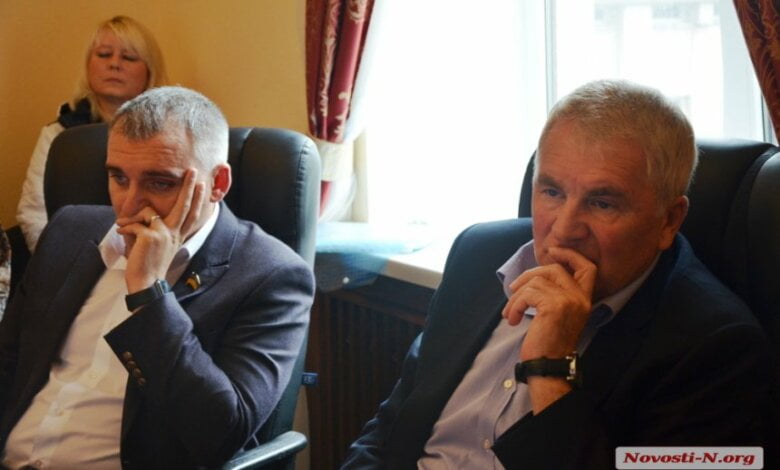 Депутат горсовета обвинил мэра Сенкевича в «крышевании» незаконного строительства на рынке «Юлиана» | Корабелов.ИНФО