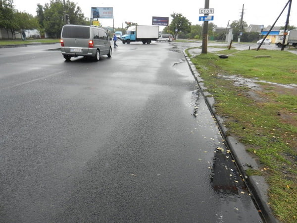 Cвежеотремонтированный пр. Богоявленский: лужи-озера и окопы | Корабелов.ИНФО image 4