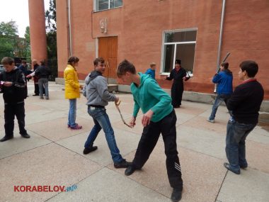 «Хотим делать это в мирной стране», - работники порта «Октябрьск» организовали грандиозный праздник в ДК «Корабельный» | Корабелов.ИНФО image 19