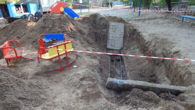 "Придавили, и прорвало в новом месте", - коммунальщики в Корабельном ликвидируют аварии на теплотрассе (ВИДЕО) | Корабелов.ИНФО image 3