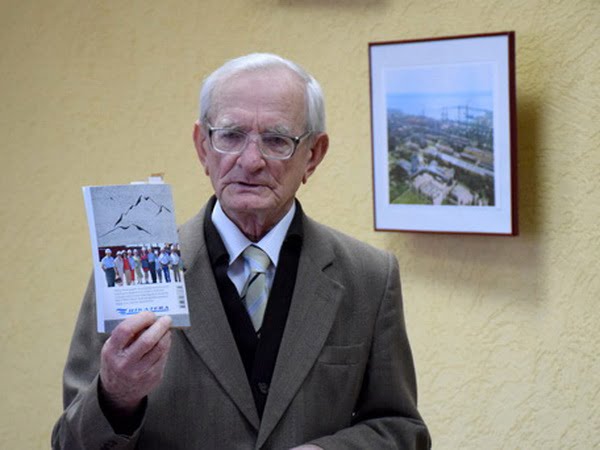 Александр Белошапкин