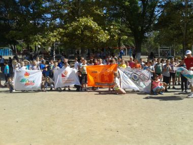 "Ни дня без спорта!" В школе № 54 креативно провели декаду физкультуры: были и почетные гости, и "пятнашки" | Корабелов.ИНФО image 13