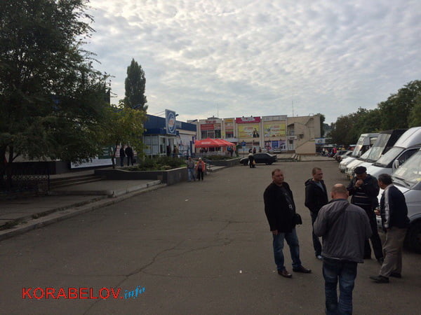 стоянка у АТБ