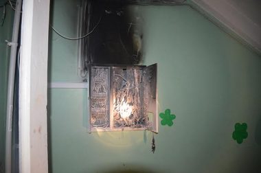 В Миколаєві горів гуртожиток: рятувальники врятували 12 мешканців будинку, з них 9 дітей (відео) | Корабелов.ИНФО image 2