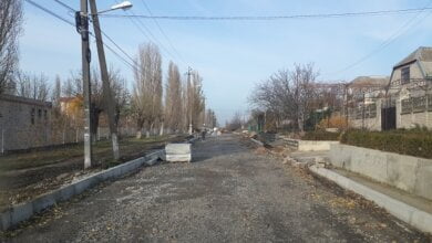 В Корабельном районе продолжают ремонтировать дороги и сети уличного освещения | Корабелов.ИНФО