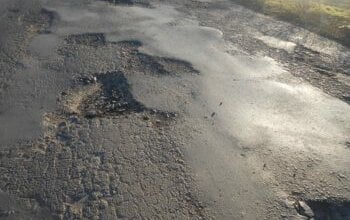 "Перегон" Лимани-Лупарево до сих пір не відремонтовано, хоча гроші сільради на це були направлені ще в травні | Корабелов.ИНФО image 2