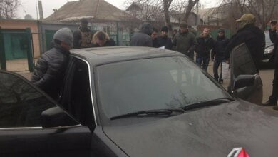 В Николаеве задержали при получении взятки двоих офицеров патрульной полиции | Корабелов.ИНФО