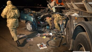 На трассе под Николаевом «Опель» врезался в автоцистерну: погибли трое военнослужащих. ВИДЕО | Корабелов.ИНФО image 1