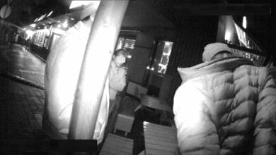 Ночью в Николаеве двое избили 24-летнего парня и забрали мобильный телефон и 100 гривен | Корабелов.ИНФО