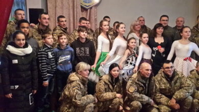 "Гідні, бо нескорені!" Колектив Палацу культури "Корабельний" завітав до підшефної військової частини | Корабелов.ИНФО image 1