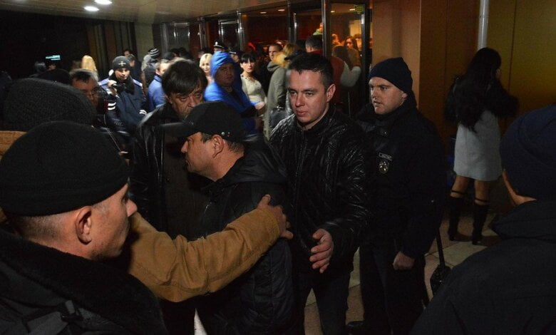 В Николаеве националисты попытались сорвать концерт Потапа и Насти - пришлось вмешаться полиции | Корабелов.ИНФО