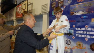 "Поединки были красивыми и жаркими". Каратисты из Корабельного завоевали медали Всеукраинского турнира (видео) | Корабелов.ИНФО image 3