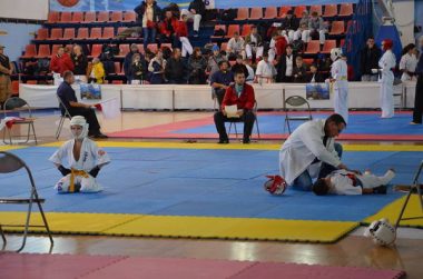 "Поединки были красивыми и жаркими". Каратисты из Корабельного завоевали медали Всеукраинского турнира (видео) | Корабелов.ИНФО image 1