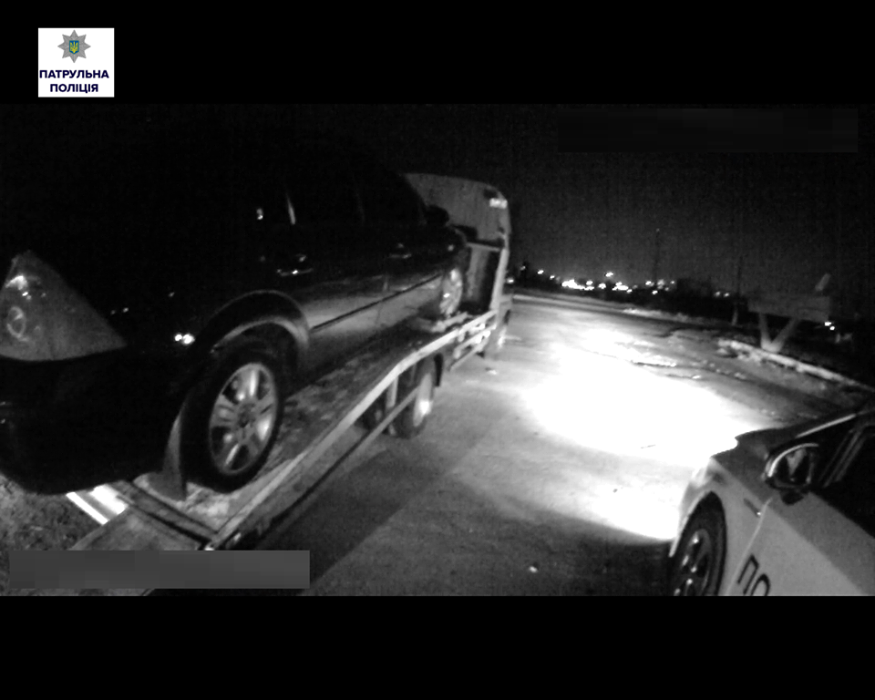 "Всього кілька дзвінків, і вас всіх звільнять". Патрульні зупинили нетверезого водія в Корабельному районі | Корабелов.ИНФО image 2