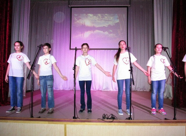 Встреча по принципу «Вода камень точит»…  или Как все посылы ДЦ попадали «в 10-ку» в канун Всемирного дня борьбы со СПИДом | Корабелов.ИНФО image 1