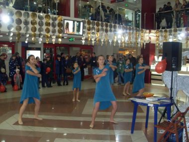 Палац культури «Корабельний» долучився до просвітницької акції на день солідарності з ВІЛ-інфікованими | Корабелов.ИНФО image 2