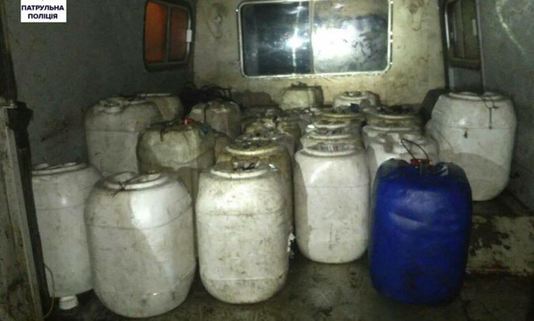 В Корабельному районі вночі затримали УАЗ з 500 л, імовірно, незаконного дизпалива | Корабелов.ИНФО