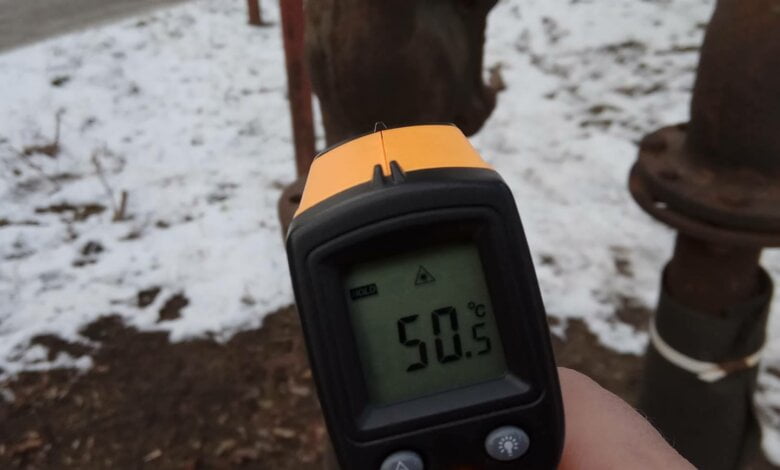 Сколько можно отапливать улицу? Фотофакт безалаберности местной власти | Корабелов.ИНФО image 1