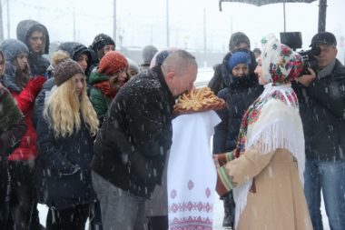 До Миколаєва прибув Потяг Єднання «Труханівська Січ» | Корабелов.ИНФО image 3