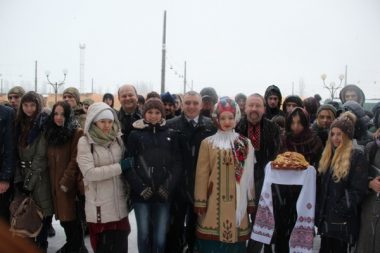 До Миколаєва прибув Потяг Єднання «Труханівська Січ» | Корабелов.ИНФО image 4