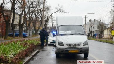 В Николаеве "маршрутка" сбила школьницу на пешеходном переходе | Корабелов.ИНФО image 1