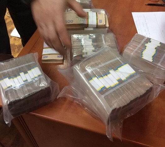 В Николаеве СБУ пресекла деятельность конвертцента: изъято 2 млн грн, арестовано 200 счетов | Корабелов.ИНФО