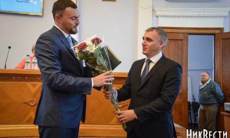 Брак по расчету: Сенкевич и Дятлов теперь вместе | Корабелов.ИНФО