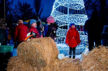 «Хотим, чтобы дети росли в европейских условиях». Каток, подаренный николаевцам Артемом Ильюком, может быть расширен | Корабелов.ИНФО image 9