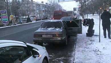 В Корабельном двое вооруженных мужчин «в счет долга» забрали у мужчины автомобиль | Корабелов.ИНФО