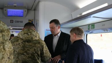 Митники перевірили рейс "Київ — Перемишль" на ходу | Корабелов.ИНФО