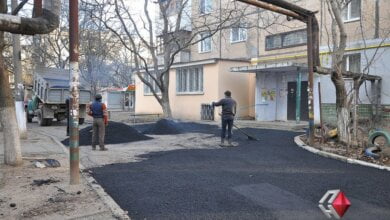 "Вы уж извините, но это полный п*здец", - активист - мэру о дорожниках, укладывающих асфальт в мороз | Корабелов.ИНФО