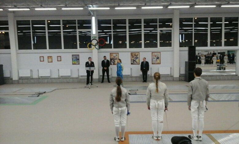 Порошенко открыл новый фехтовальный зал в Николаеве, назвав его лучшим в Украине | Корабелов.ИНФО image 1