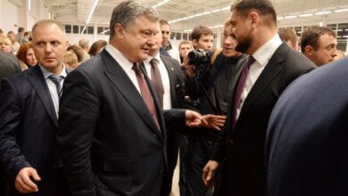 Президенту интереснее приезжать на «ванильные открытия», чем бороться с «тихим болотом, потакающим коррупции» | Корабелов.ИНФО