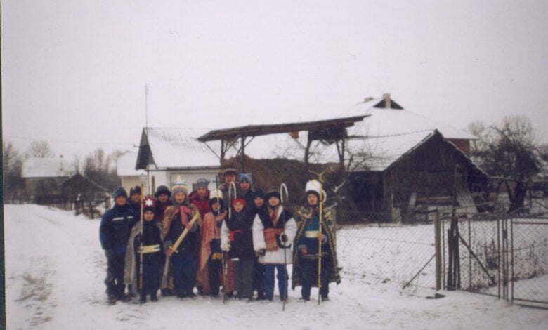 Школьники из Корабельного района отпразднуют Рождество в семьях на Западной Украине | Корабелов.ИНФО