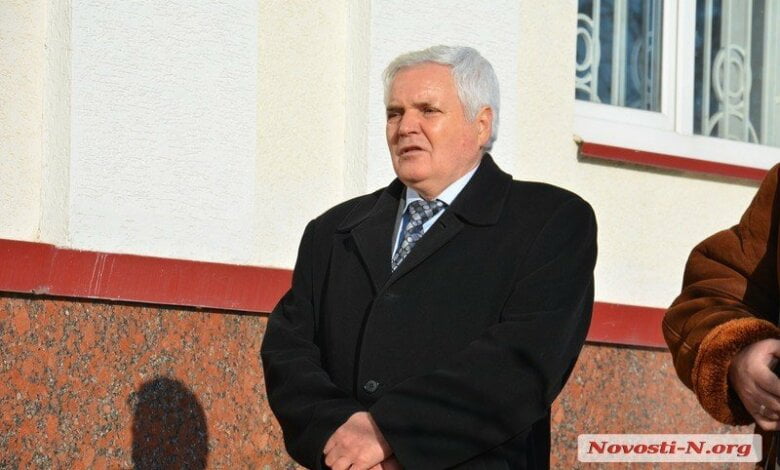 Избили и ограбили директора николаевской школы | Корабелов.ИНФО