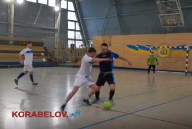Болельщикам было на что посмотреть: портовики-футболисты в Корабельном районе снова "разгромили" соперников (ВИДЕО) | Корабелов.ИНФО image 2