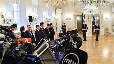 «Перестаньте убивать украинцев», - Порошенко отказался общаться с российскими журналистами | Корабелов.ИНФО