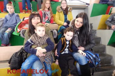 "Лучше не надо, пусть будет так, как было в 2016-ом"... В ДЮСОК Корабельного района встретили Новый 2017 год (ВИДЕО) | Корабелов.ИНФО image 1