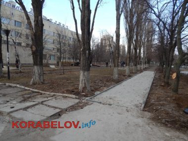 Серость, засилье "стихийщиков", сломанный снеговик... Один день из жизни Корабельного района (05.01.2017) | Корабелов.ИНФО image 4