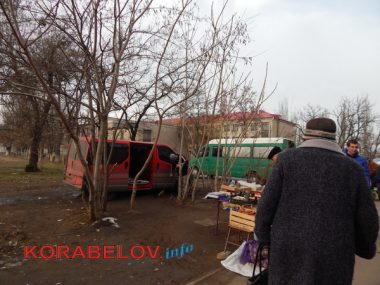 Серость, засилье "стихийщиков", сломанный снеговик... Один день из жизни Корабельного района (05.01.2017) | Корабелов.ИНФО image 25