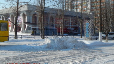 Кто ругает, а кто хвалит... Жители Корабельного - о борьбе "коммунальщиков" со снежными заносами (ВИДЕО) | Корабелов.ИНФО image 19