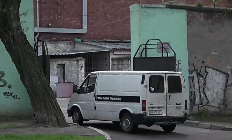 В Николаеве женщина ночь просидела в доме с трупом мужа, так как у нее не было денег на его вывоз в морг | Корабелов.ИНФО