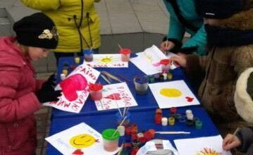 І дощ - не завада. Волонтери з Корабельного продовжують збирати кошти на лікування маленького миколаєвця Іллі Невеселого | Корабелов.ИНФО image 6